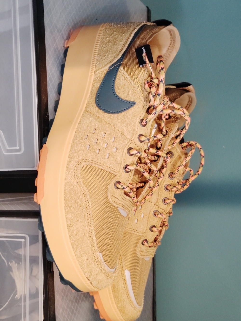 Nike Men’s Sneaker in Wheat with Olive Swoosh